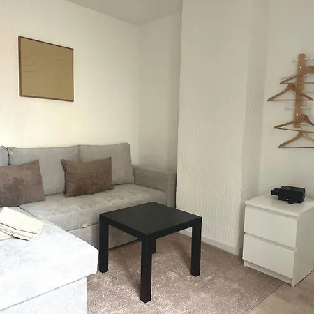 Charming & Cozy 3 In Center With Wifi خنت