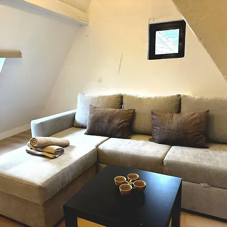 Charming & Cozy 3 In Center With Wifi شقة